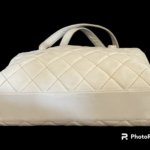 Chanel Wild Stitch Tote Bag - Picture 3 of 9